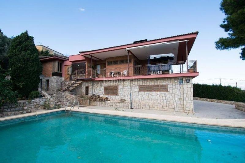 Foto 12c8694e-ac6a-46b2-b2a8-2795a06d0e32. Chalet  en venta en calicanto en Cumbres de Calicanto Torrent