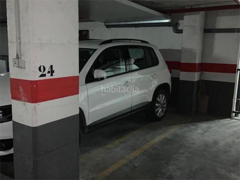 Foto 6bb9271f-27c0-463c-b588-055355a47cfc. Parking voiture dans Penya-Roja - Avda. Francia Valencia