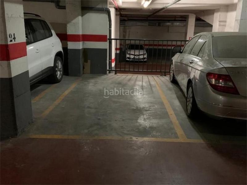 Foto 82e0e2bb-123c-4b0b-8b3a-fa826f4085f9. Parking voiture dans Penya-Roja - Avda. Francia Valencia