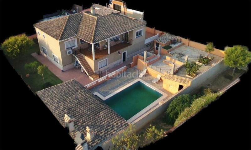 Foto 3506616c-2253-498e-ad83-6d653a3bf514. Xalet amb calefacció aparcament piscina a Monserrat