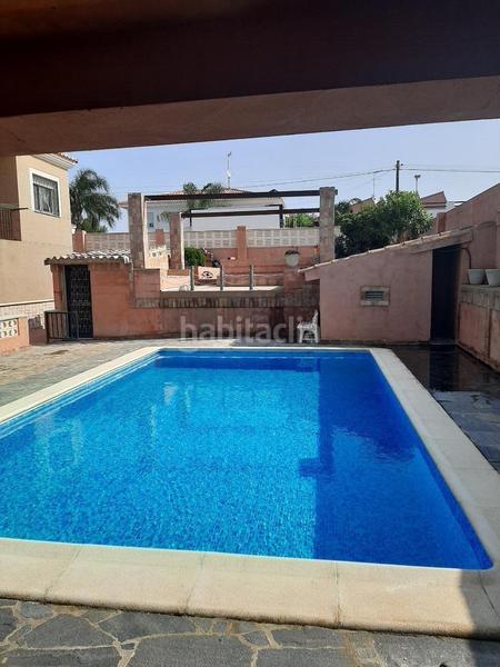 Foto 53b592a8-bdac-4129-a6d9-2d97b85f8acf. Xalet amb calefacció aparcament piscina a Monserrat