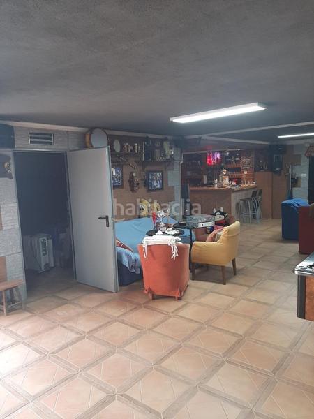 Foto a13d9ffa-88b9-41c4-b4a1-d95ee147fad1. Xalet amb calefacció aparcament piscina a Monserrat