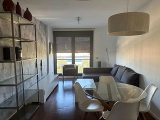 Miete Etagenwohnung  Calle tomas y valiente. Se alquila piso en alcasser, valencia
