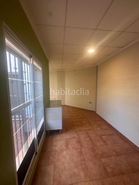 Foto c0f9b411-8a66-43f2-8cff-13211edfdb39. Locale commerciale in Zona Avenida al Vedat Torrent