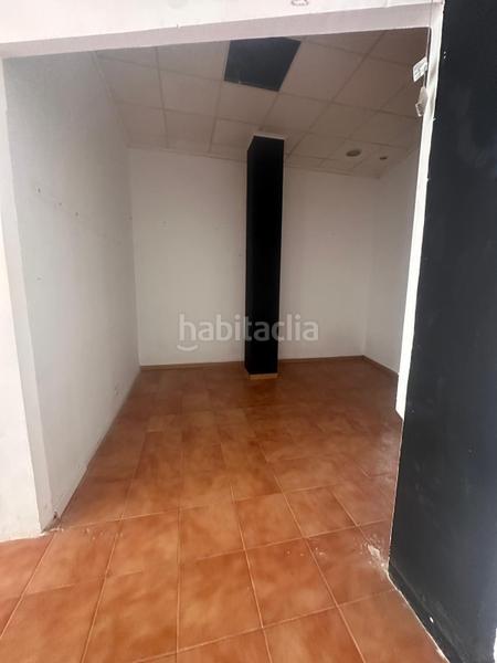 Foto f3a18e24-0979-48e3-b561-c2e3f415a454. Locale commerciale in Zona Avenida al Vedat Torrent