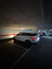 Aparcament cotxe a Avenida peris y valero 54. Se vende plaza de garage en ruzafa, valencia