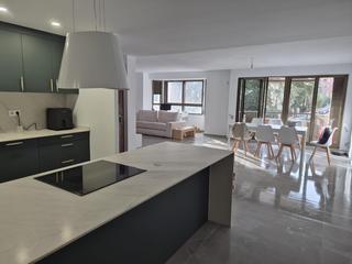 Appartement  Avenida de gaspar aguilar. Amplio piso en venta en gaspar aguilar  valencia