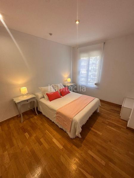 Foto 0d6a7ae6-5ebe-4ced-b0c3-3d8986509a94. Alquiler piso  en alquiler en angel guimerá en Valencia