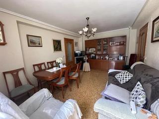 Appartement  Calle norman bethune (metge). Se vende piso en tres forques, valencia
