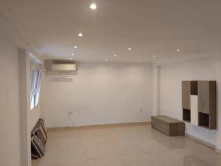Pis  Calle miguel david. Se vende piso en quart de poblet, manises valencia