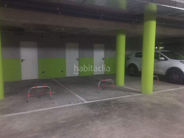 Foto 68ba0773-3a83-41b5-b602-9142492e6e4f. Rent car parking in carrer de la farigola 35 in Vilablareix