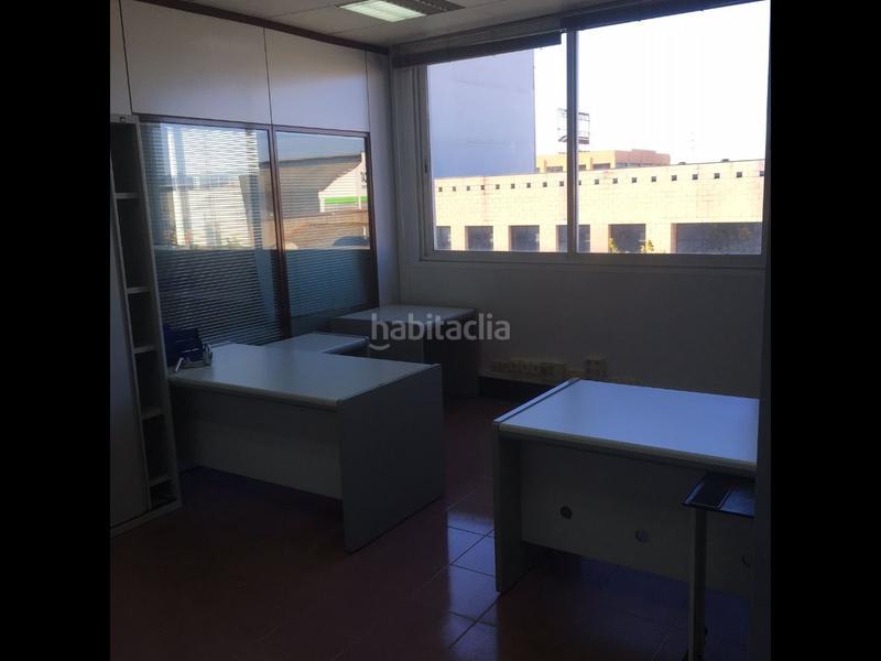 Foto 8f33d97c-ce97-47e0-8205-561d57eb6984. Affitto ufficio con riscaldamento in Centre Hospitalet de Llobregat (L´)