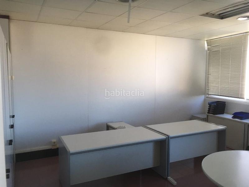 Foto b604bcde-ddaf-4890-92e5-2303b8ef0a33. Rent office space with heating in Centre Hospitalet de Llobregat (L´)