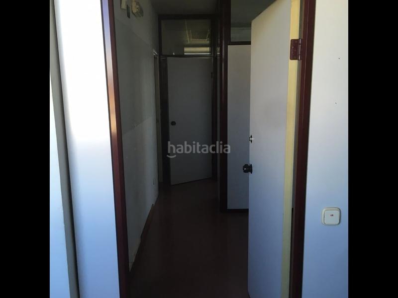Foto de9445ab-1dbd-4373-b6fb-e770250a5ec8. Rent office space with heating in Centre Hospitalet de Llobregat (L´)