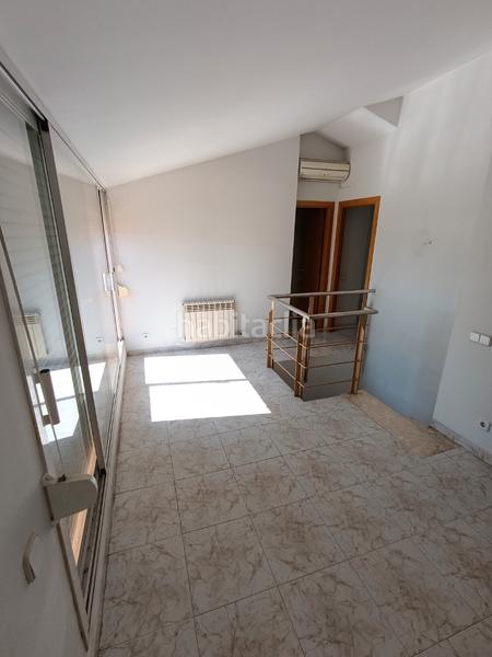 Foto e743b9e6-fdbb-436a-a207-4e246c36e262. Location attique avec chauffage parking dans Ca n´Alzamora Rubí