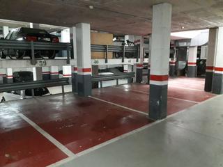Car parking in Carrer del Monestir 44