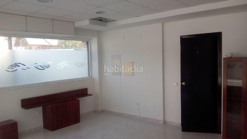 Foto 53058ad2-99e2-4a60-9bb8-60474c124dea. Lloguer oficina a carrer d'antoni sedó 80 a Ca n´Alzamora Rubí