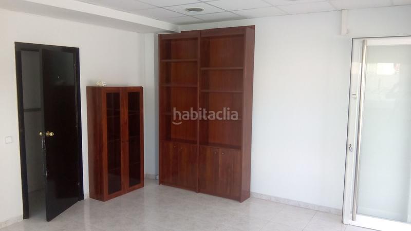 Foto 96bfec74-0b82-44c1-a0f8-5849d00f27a4. Lloguer oficina a carrer d'antoni sedó 80 a Ca n´Alzamora Rubí