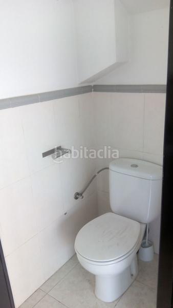 Foto ba7a81eb-0989-4431-872b-e411b55d82a5. Lloguer oficina a carrer d'antoni sedó 80 a Ca n´Alzamora Rubí