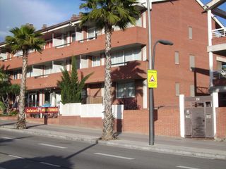 Affitto Duplex in Carrer de la creu d'en muntaner 24. (cod.m222) apartamento por temporada dplx 2hab