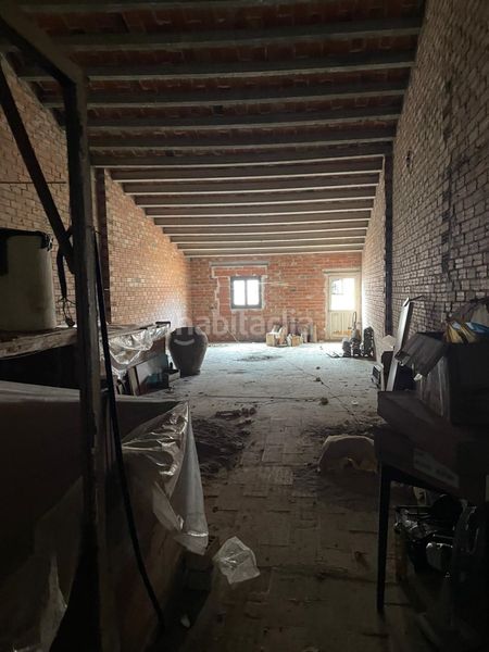 Foto f01ad9d0-4150-4f24-8e19-443a7d1d34bd. Maison avec parking dans Juneda