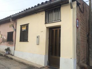 Haus in Casetas 2. Casa con 2 habitaciones con calefaccin