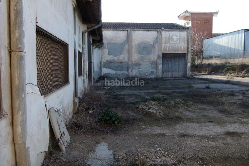 Foto a2b3adcb-b2c0-48a8-ab55-690b0c5edd14. Terrain industriel dans Borges Blanques (Les)