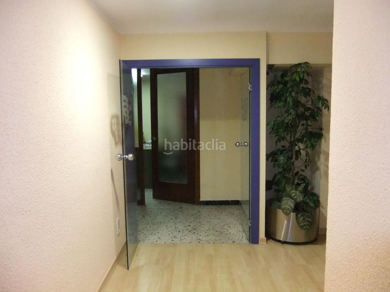 Foto a7321882-1df1-4be3-935c-a5ed5c9ce14f. Oficina en passeig del terrall 7 en Borges Blanques (Les)