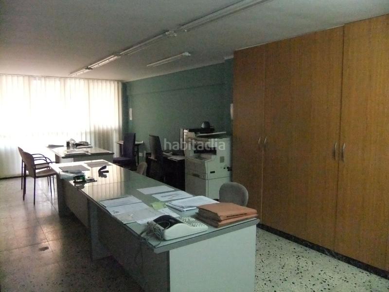 Foto ebbac68d-4cee-485a-9cbc-baaa38bcce52. Oficina en passeig del terrall 7 en Borges Blanques (Les)