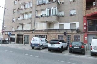 Lloguer Local Comercial a Avinguda de la sardana 10. Local  planta baixa