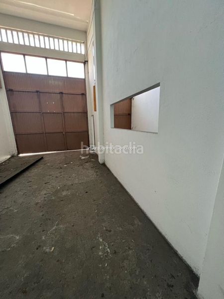Foto 0432f017-5fa8-4fc4-a763-30a1c1850ebe. Local comercial a Agra del Orzán - Ventorrillo Coruña (A)