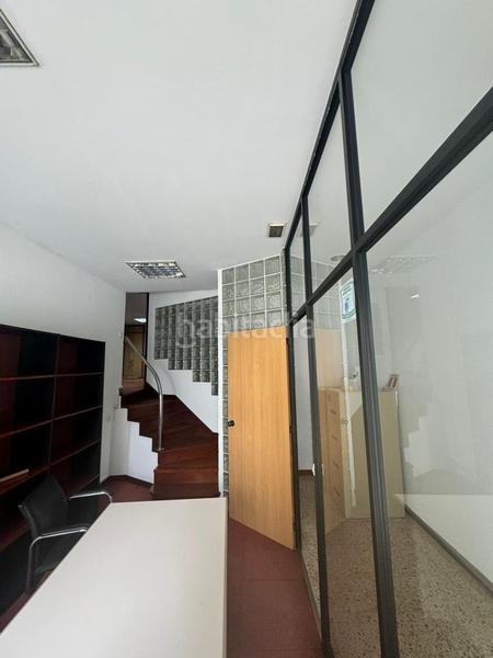 Foto 9bc77520-3b25-403d-bdb3-fed6a36be2ff. Rent business premise in Falperra - Santa Lucía Coruña (A)