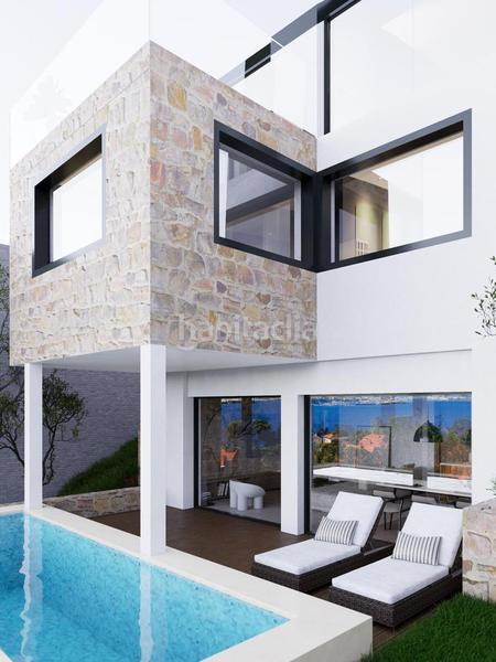 Foto 39142404-819d-433b-bf68-bc2617c84841. Casa amb aparcament a Perillo Oleiros