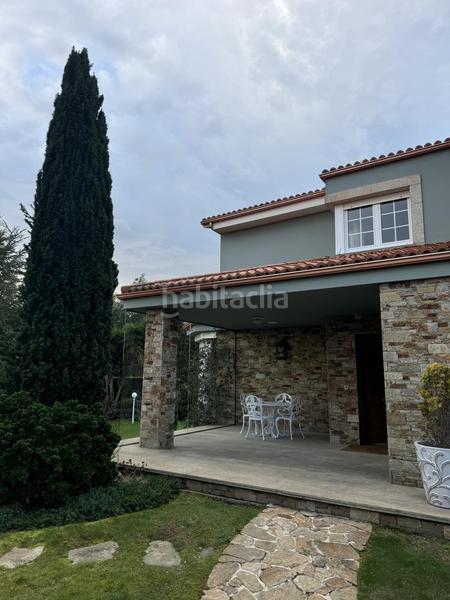 Foto dd85da49-d8b1-4b0e-b445-9fcad529234c. Casa en Dorneda Oleiros