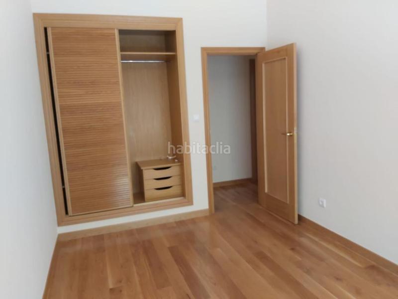 Foto 501b4238-cfa2-4084-8c72-43f31158ce3d. Affitto casa con riscaldamento parcheggio piscina in Arteixo