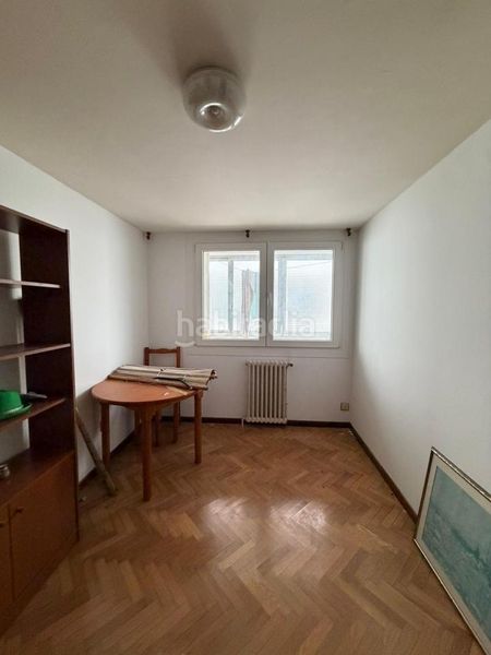 Foto 84291d18-7413-4042-b83c-a6b1245e3403. Pis amb calefacció aparcament a Los Castros - Castrillón Coruña (A)