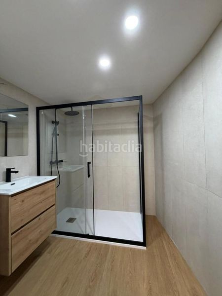 Foto 4d64c696-598c-4cf9-9e3f-c0f4c7a39fde. Pis amb aparcament a San Pablo - Juan Flórez Coruña (A)