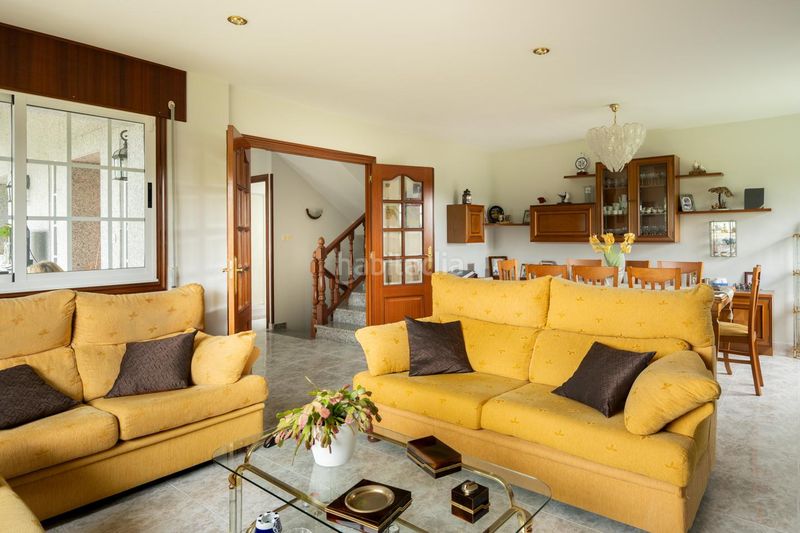 Foto fa9af35b-2e19-4b2a-8b6d-4dd17e072313. Casa en Bergondo