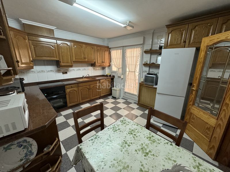 Foto 2a0c96c7-b226-4965-8aa1-6e32d2c376d0. Casa aparellada amb xemeneia calefacció a Las Cruces Villena