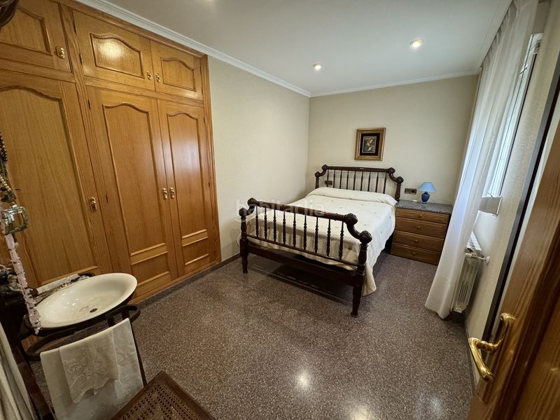 Foto e0ee095b-4511-4a34-83a2-1691673a5889. Casa aparellada amb xemeneia calefacció a Las Cruces Villena