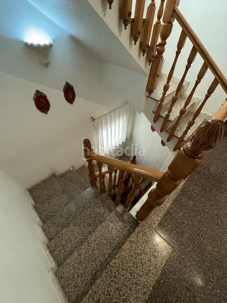 Foto e3cdef38-c3ec-4ea6-8472-321d315eb7e9. Casa aparellada amb xemeneia calefacció a Las Cruces Villena