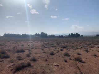 Xalet a Las Virtudes. Finca rústica