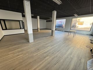 Lloguer Local Comercial  Calle quintín esquembre. Local en la zon de la paz