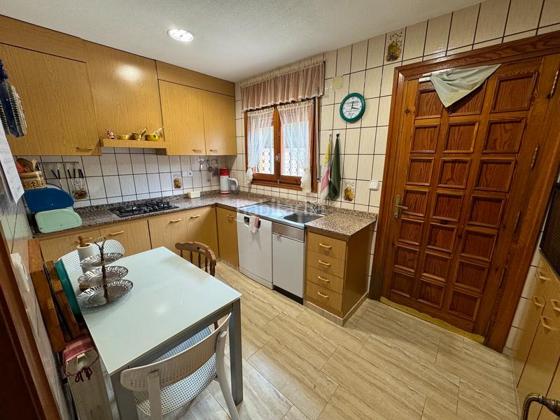 Foto 668fe900-1720-4600-b60a-0019047978c0. Chalet espectacular chalet en Biar