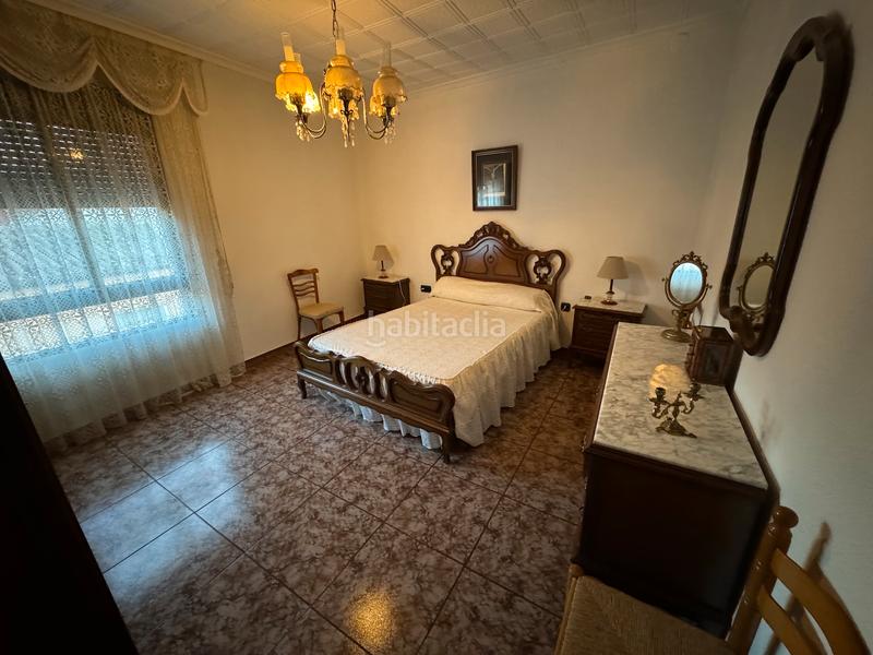 Foto 233f8421-b9f1-4342-bf2b-756bfe2b8e62. Casa pareada edificio con dos viviendas en Las Cruces Villena