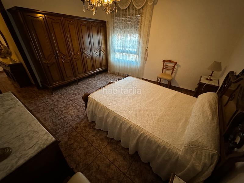 Foto 278a0ee8-f7df-40c6-89e0-9e7197fc1b65. Casa pareada edificio con dos viviendas en Las Cruces Villena