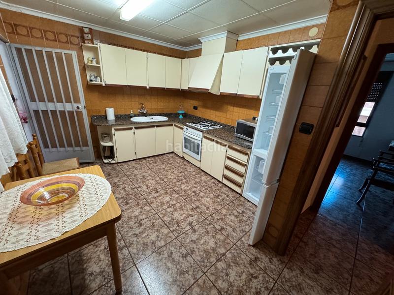 Foto 3934b6c1-2d40-4d37-8fa2-ec1d9afcd928. Casa pareada edificio con dos viviendas en Las Cruces Villena