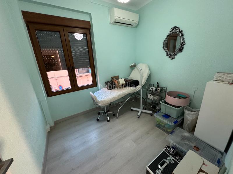 Foto c05373d6-bba4-4bf3-ba1a-e86556411658. Casa pareada edificio con dos viviendas en Las Cruces Villena