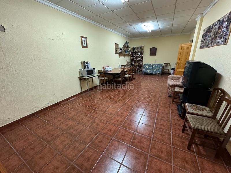 Foto f51937fe-0af4-4530-8114-73a658c00d1f. Casa pareada edificio con dos viviendas en Las Cruces Villena