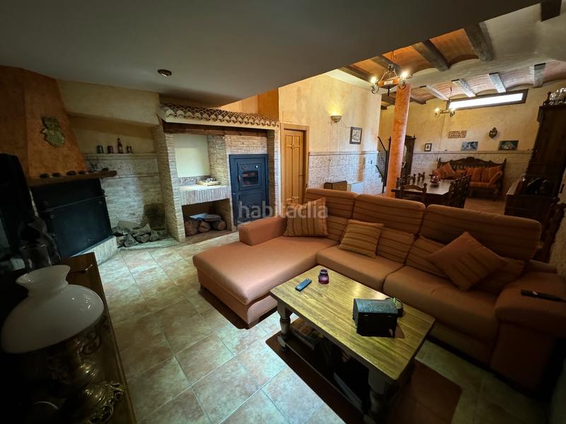 Foto eab59ebb-870f-4331-908d-c593a77d31da. Casa pareada preciosa casa en el mercado en El Mercado - Plaza de Toros Villena